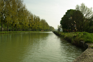 Burgundy canal © Multim�dia & Tourisme